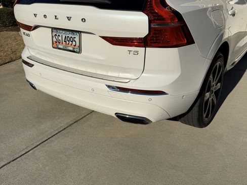 Used 2021 Volvo XC60 T5 Inscription w/ Advanced Package image 4