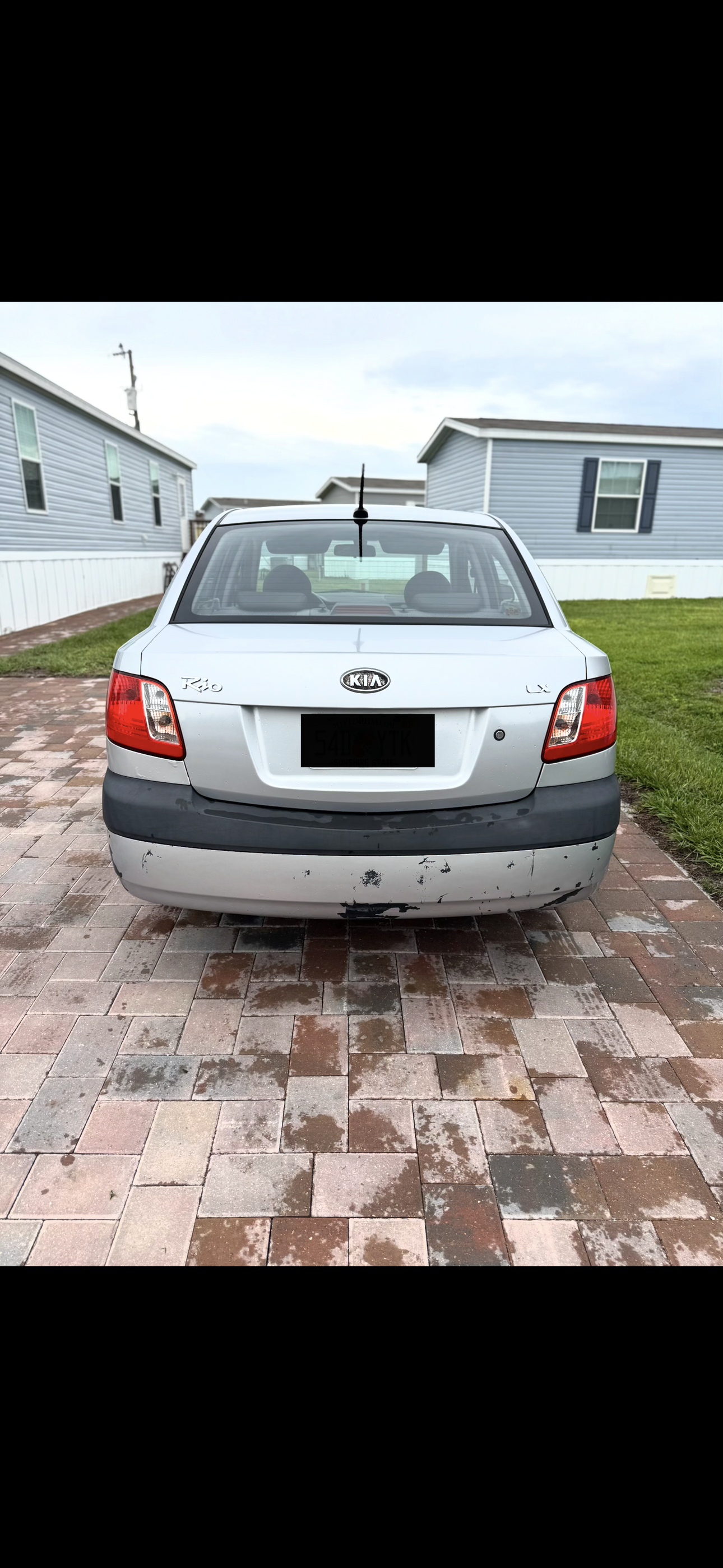 Used 2009 Kia Rio LX w/ PWR Pkg FWD image 4