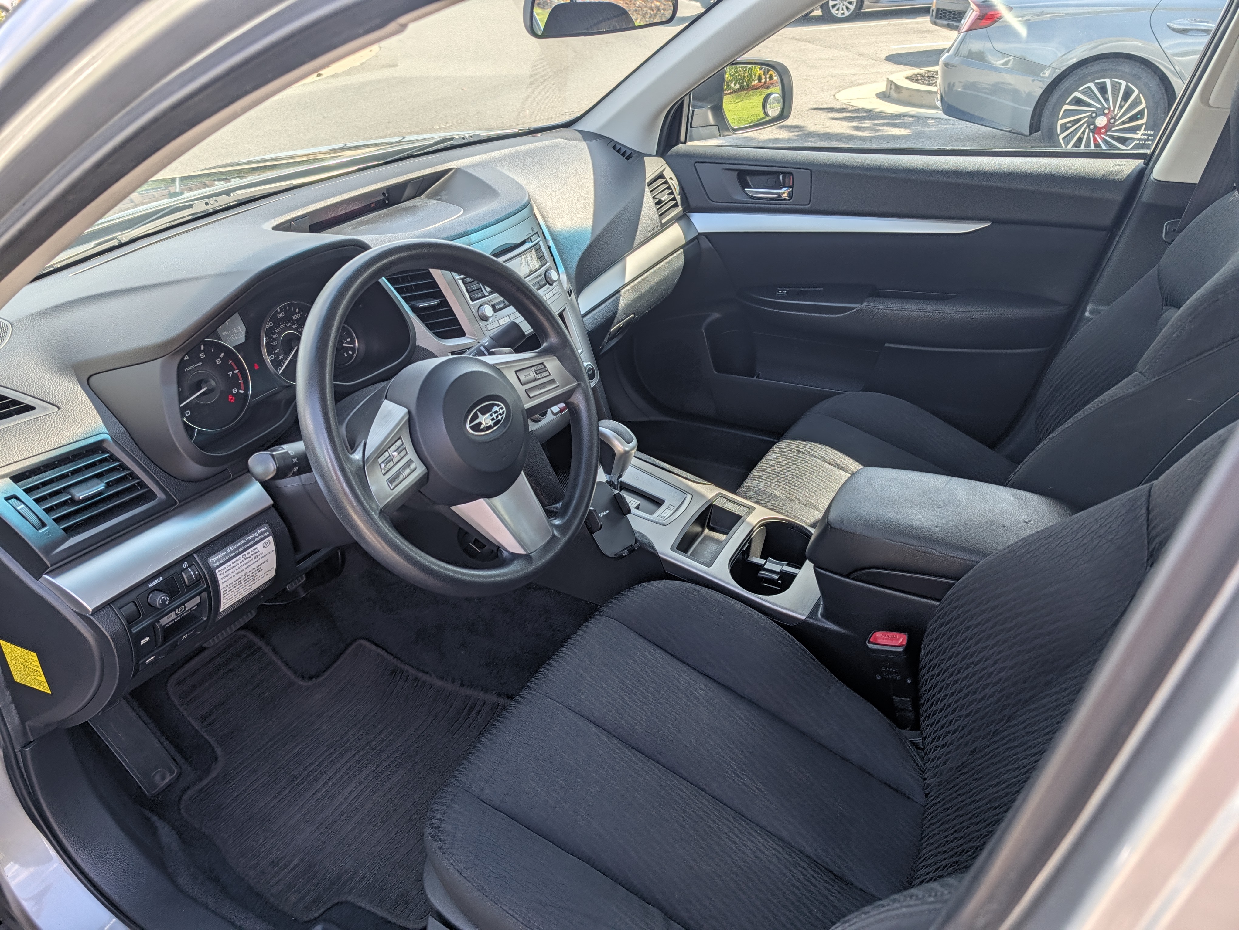 Used 2011 Subaru Legacy 2.5i AWD/4WD image 4