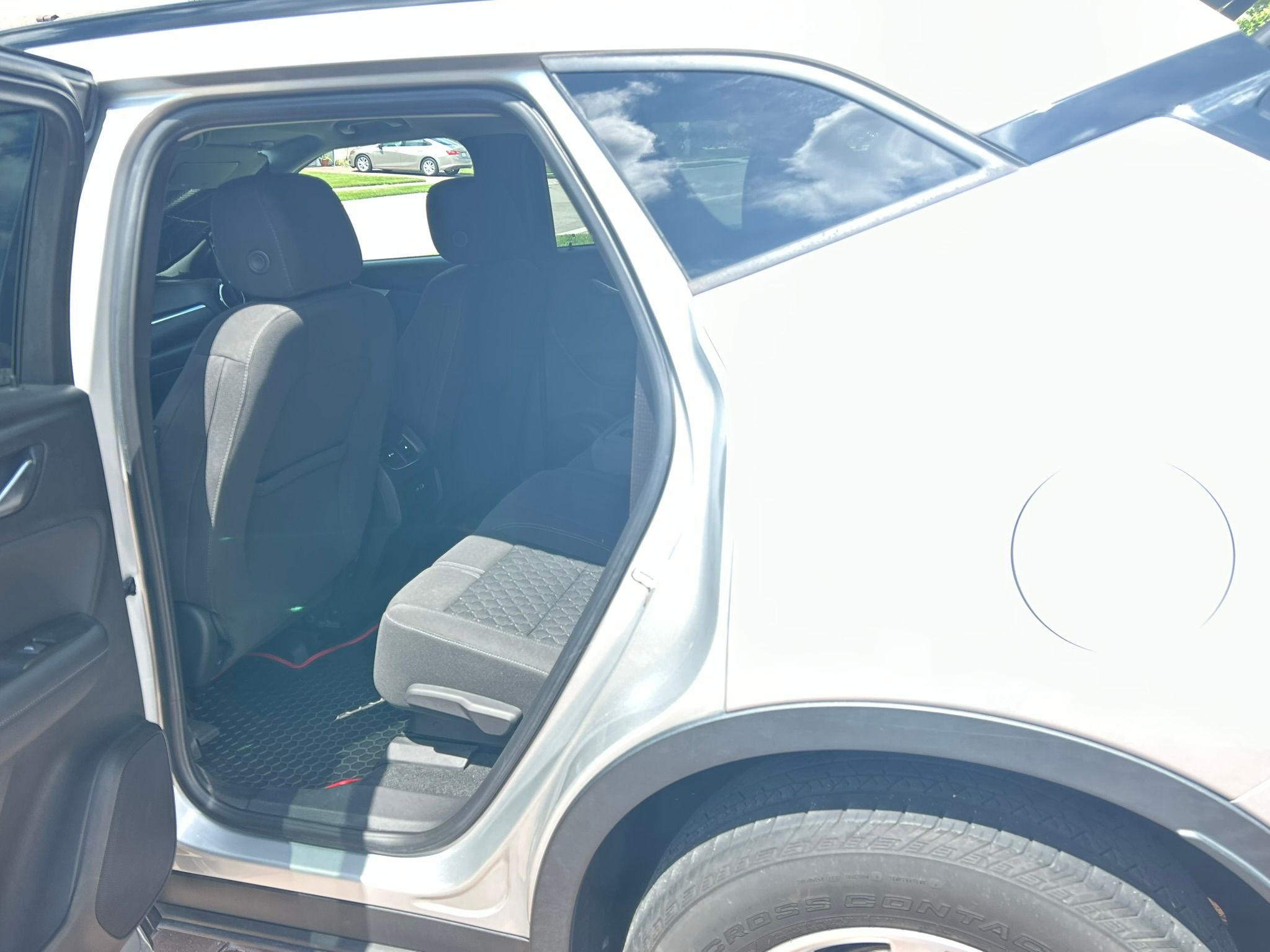 Used 2019 Chevrolet Blazer LT FWD image 6