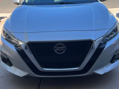 Used 2020 Nissan Altima 2.5 SV