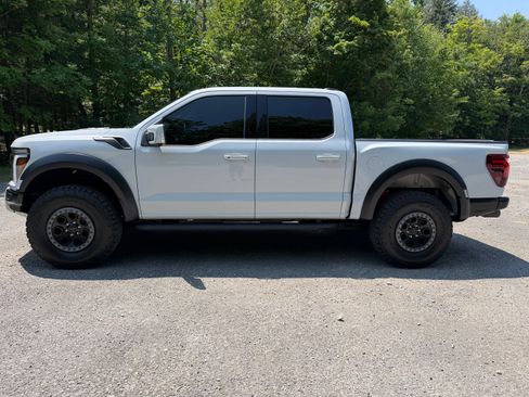 Used 2025 Ford F150 Raptor AWD/4WD image 6