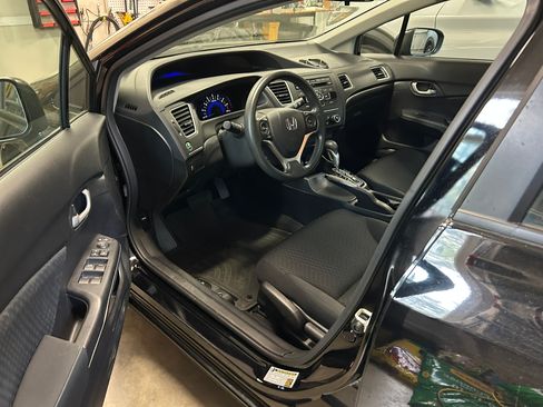 Used 2014 Honda Civic LX image 6