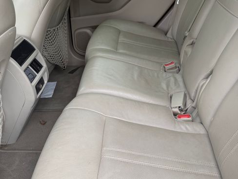 Used 2012 Cadillac SRX Luxury image 11