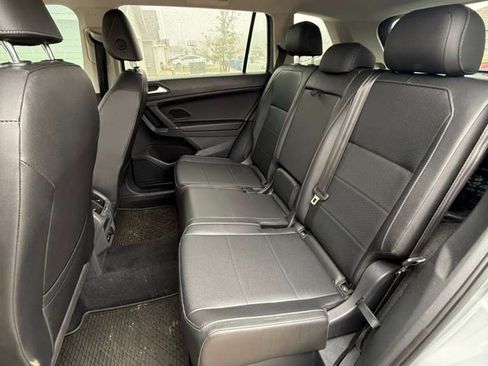 Used 2020 Volkswagen Tiguan SE image 5