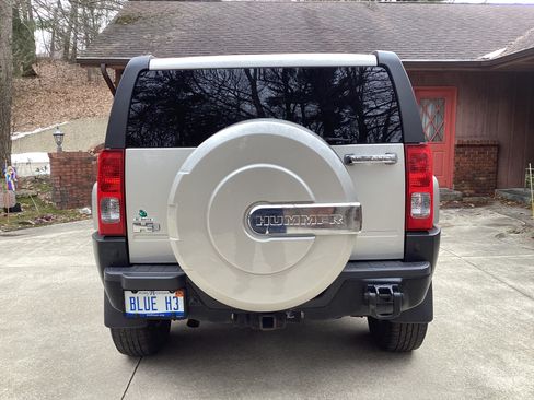 Used 2008 HUMMER H3 Luxury image 4