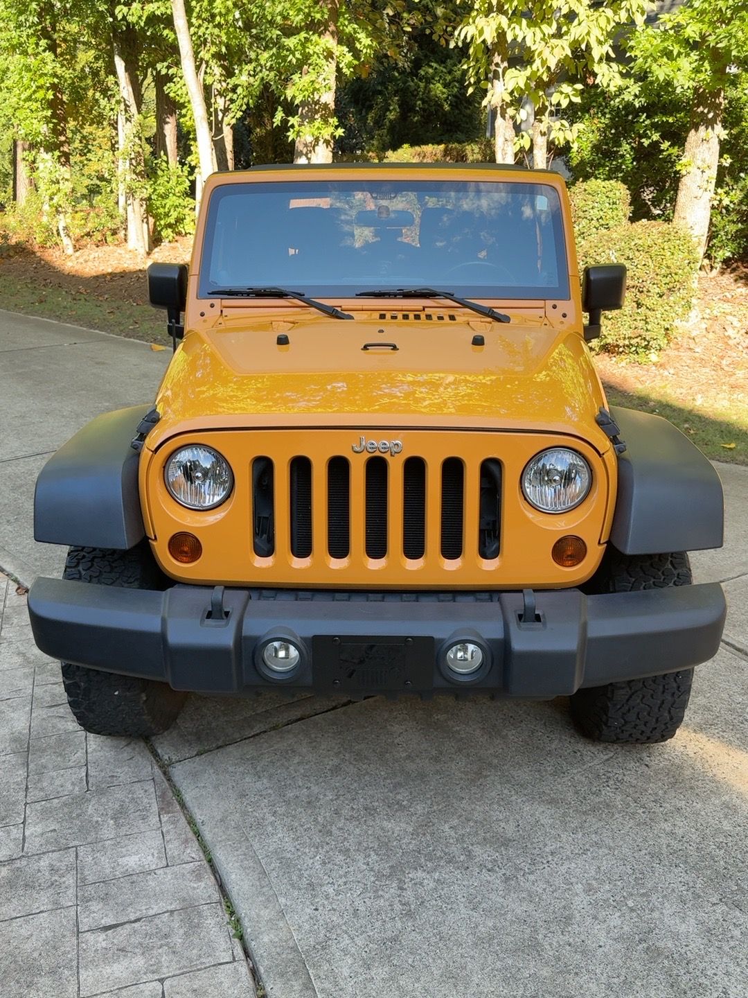 Used 2012 Jeep Wrangler Rubicon w/ Dual Top Group AWD/4WD image 8
