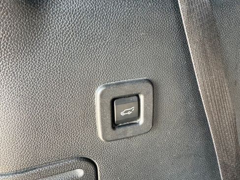 Used 2017 Ford Expedition Limited image 11