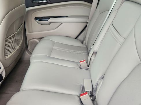 Used 2014 Cadillac SRX Premium image 15
