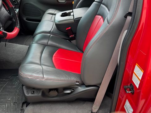 Used 2002 Ford F150 Lightning image 9