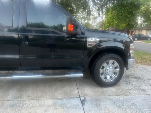 Used 2010 Ford F250 XL image 2