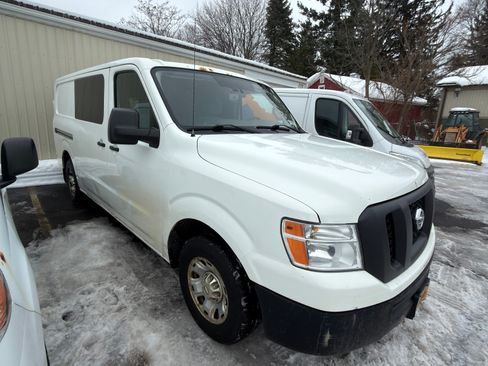Used 2015 Nissan NV 1500 SV w/ Technology Package image 4