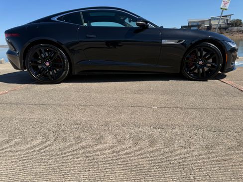 Used 2021 Jaguar F-TYPE R-Dynamic image 2