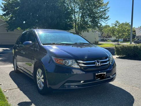 Used 2016 Honda Odyssey SE image 4