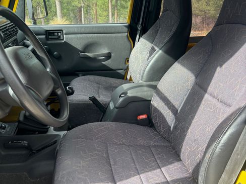 Used 2002 Jeep Wrangler X image 11
