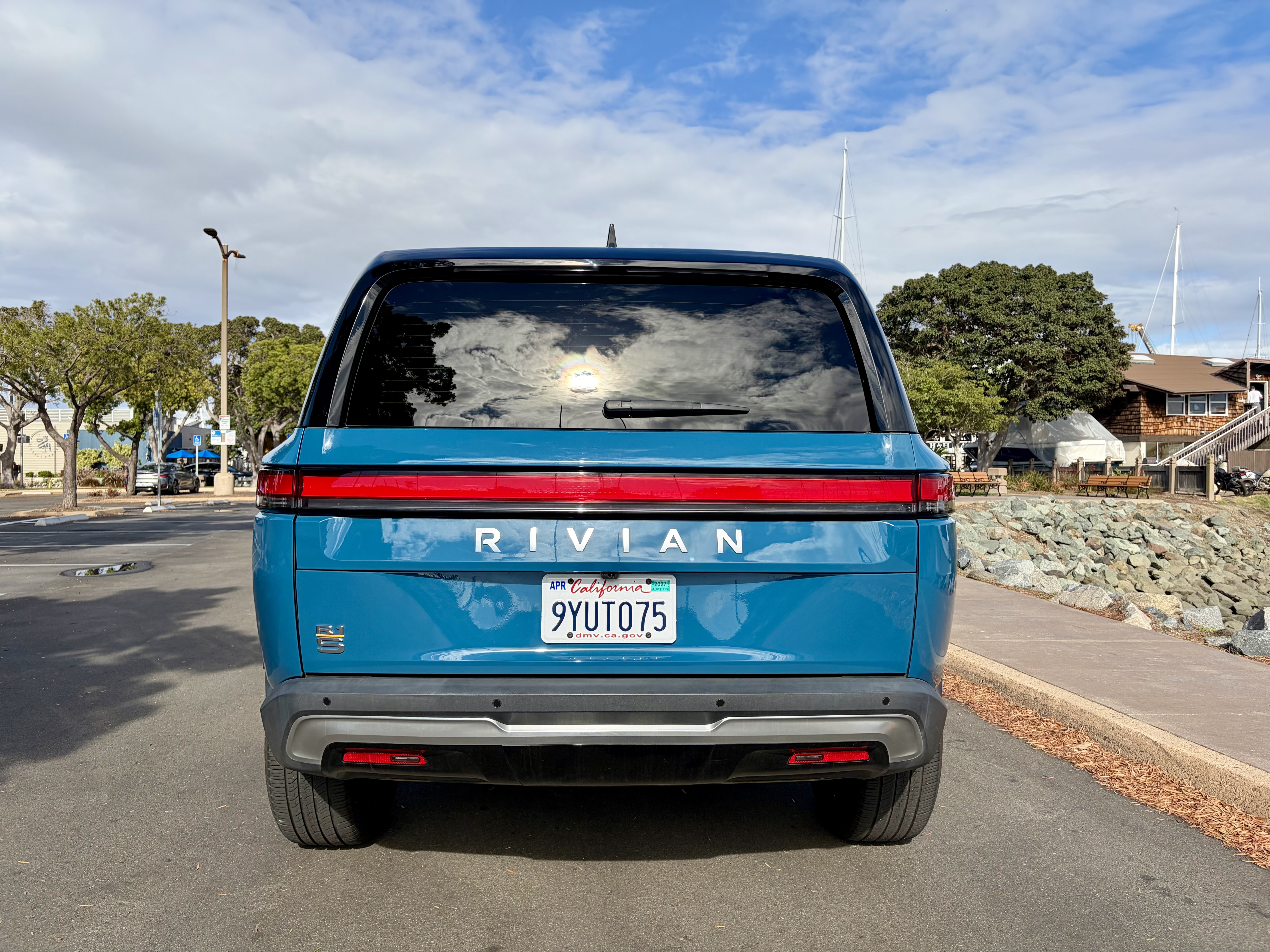 Used 2022 Rivian R1S Launch Edition Quad AWD/4WD image 10