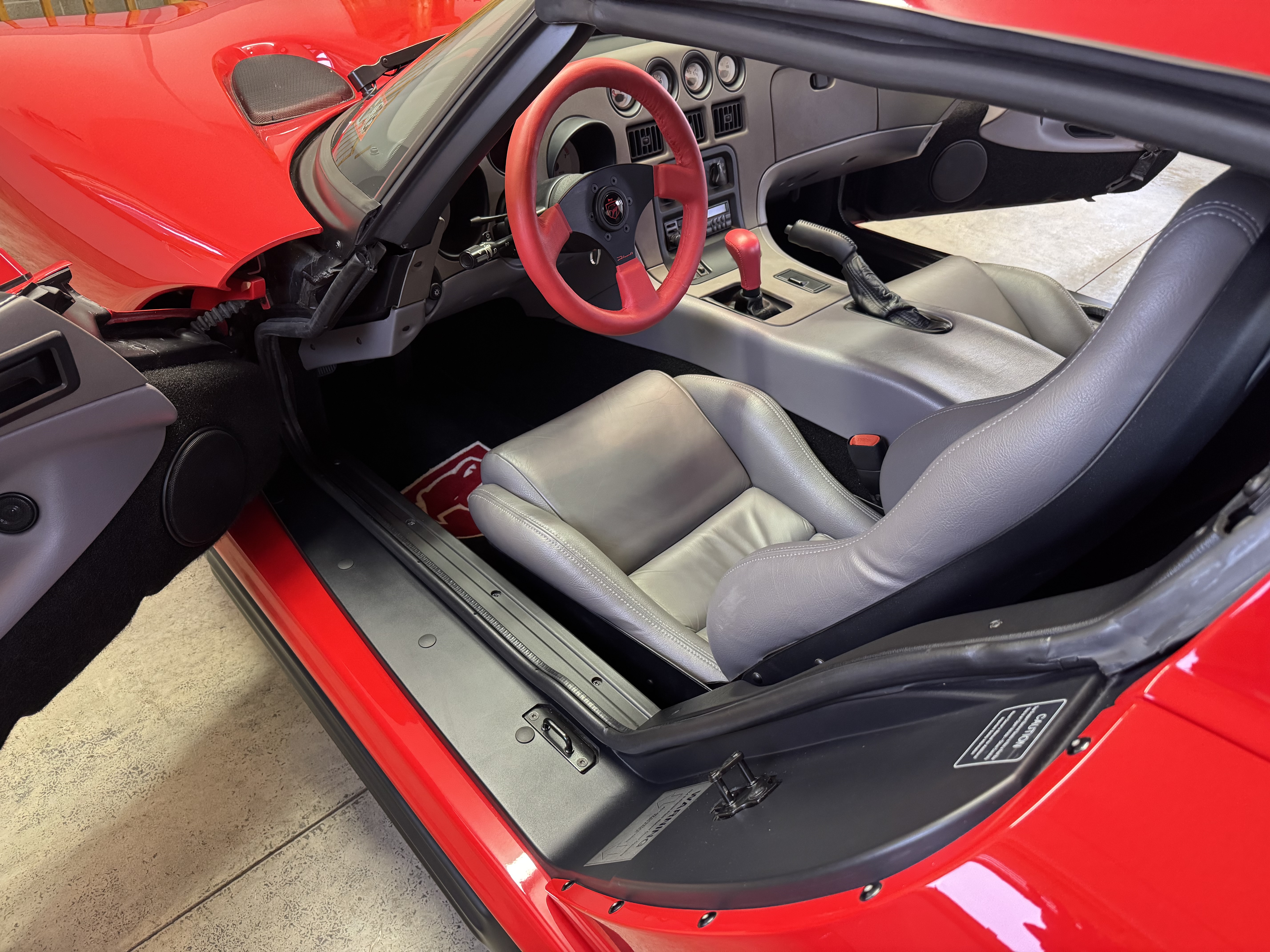 Used 1994 Dodge Viper RT/10 RWD image 19