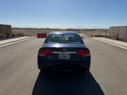 Used 2010 Honda Civic LX image 6