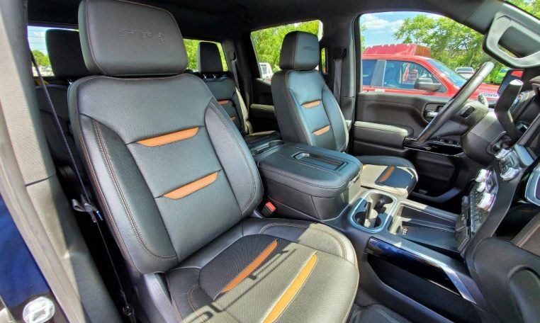 Used 2020 GMC Sierra 2500 AT4 AWD/4WD image 23