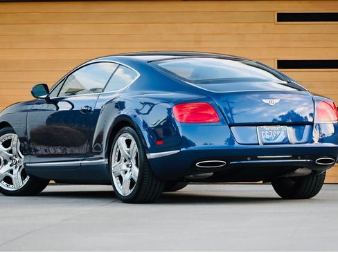 Used 2012 Bentley Continental GT image 2