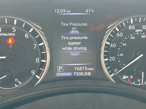 Used 2018 INFINITI Q50 Luxe image 8