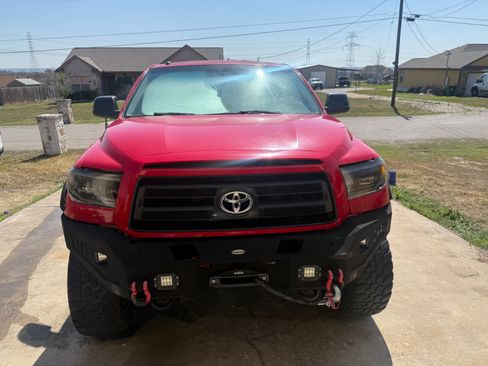 Used 2010 Toyota Tundra Limited AWD/4WD image 4