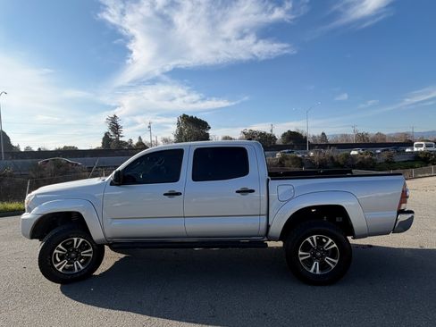Used 2012 Toyota Tacoma 4x4 Double Cab image 9