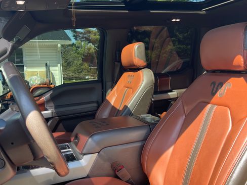 Used 2019 Ford F150 King Ranch w/ Equipment Group 601A Luxury AWD/4WD image 13