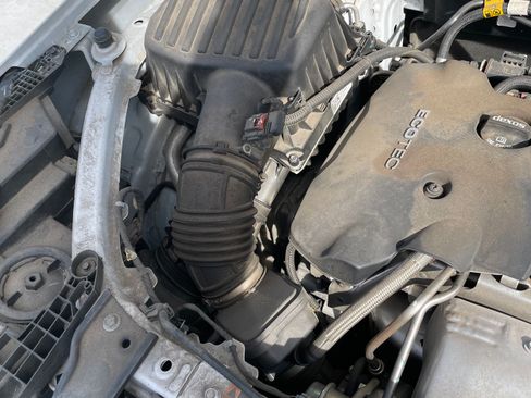 Used 2018 GMC Terrain SLE image 19