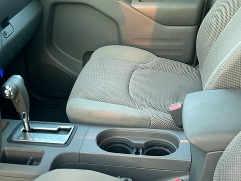 Used 2016 Nissan Frontier SV RWD image 14