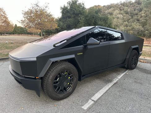 Used 2024 Tesla Cybertruck Cyberbeast image 2