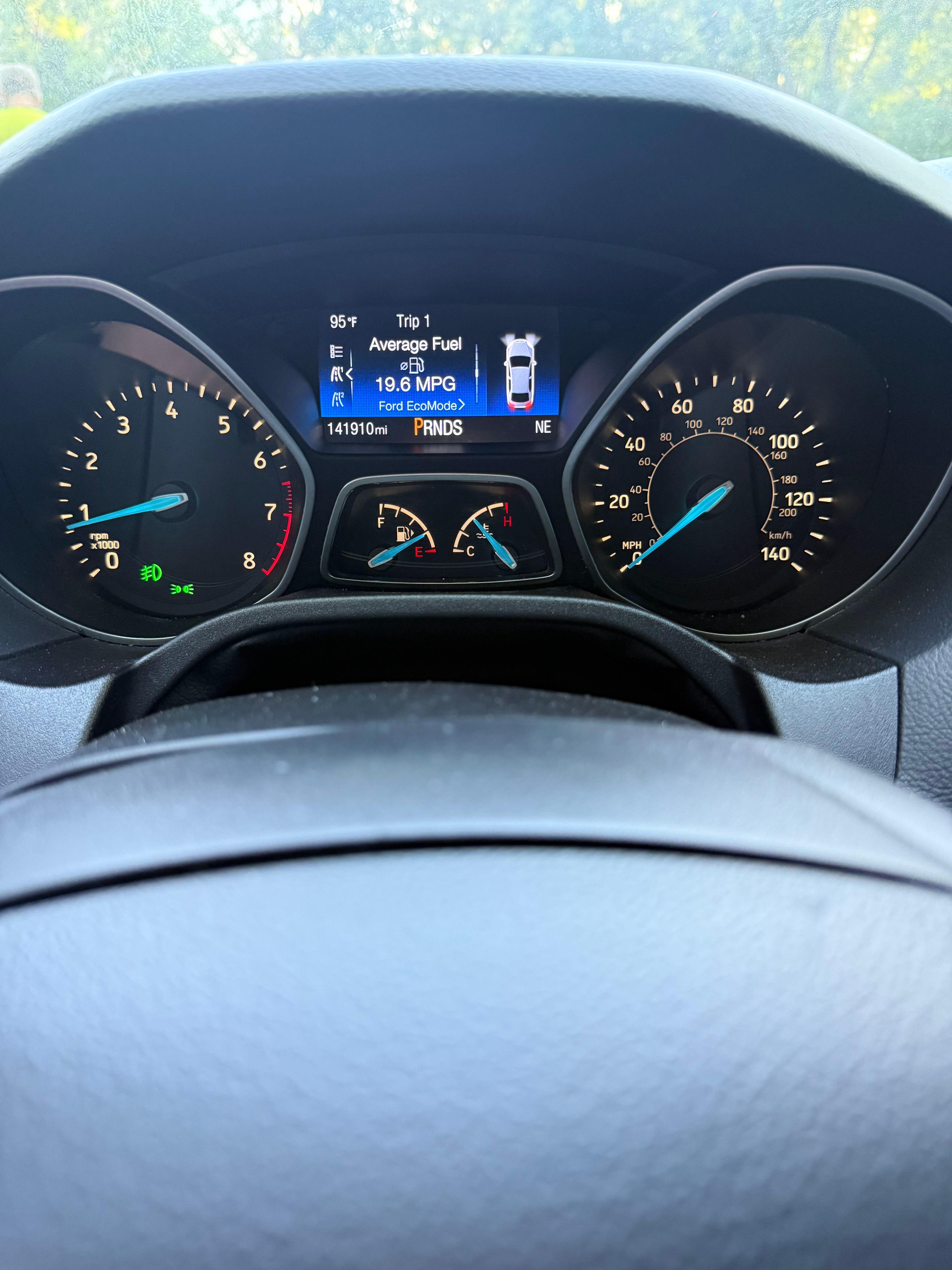 Used 2016 Ford Focus SE w/ SE Sport Package FWD image 18