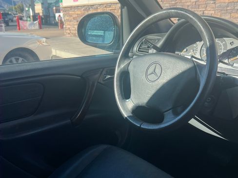 Used 1998 Mercedes-Benz ML 320 4MATIC image 8