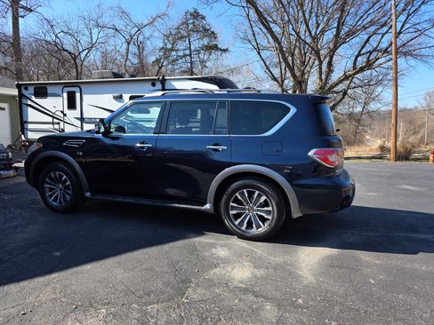 Used 2018 Nissan Armada SL w/ Premium Package image 2