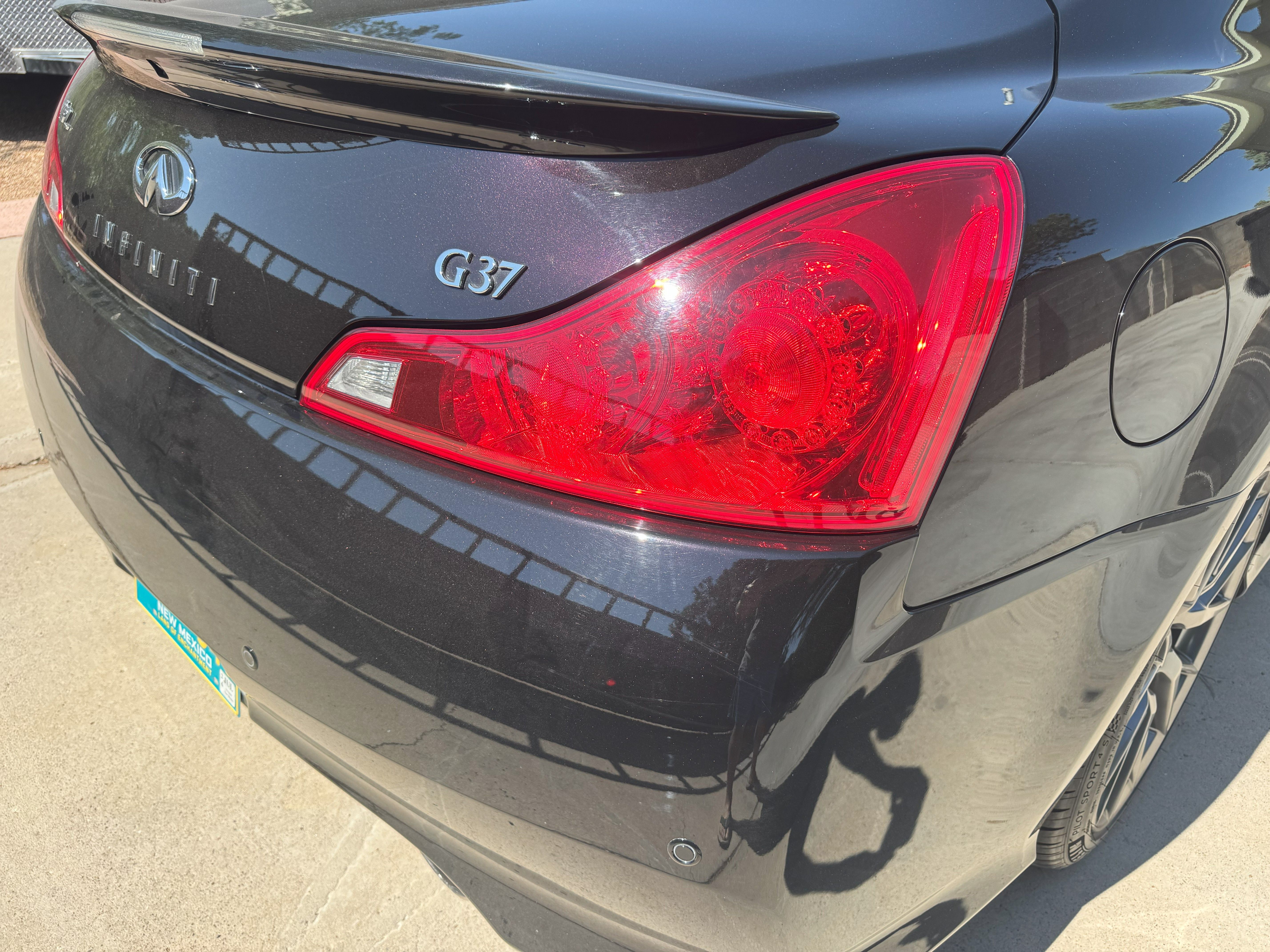 Used 2011 INFINITI G37 IPL RWD image 15