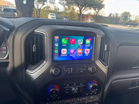 Used 2021 Chevrolet Silverado 1500 LTZ image 21