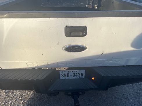 Used 2011 Ford F250 XL w/ PWR Equipment Group image 8