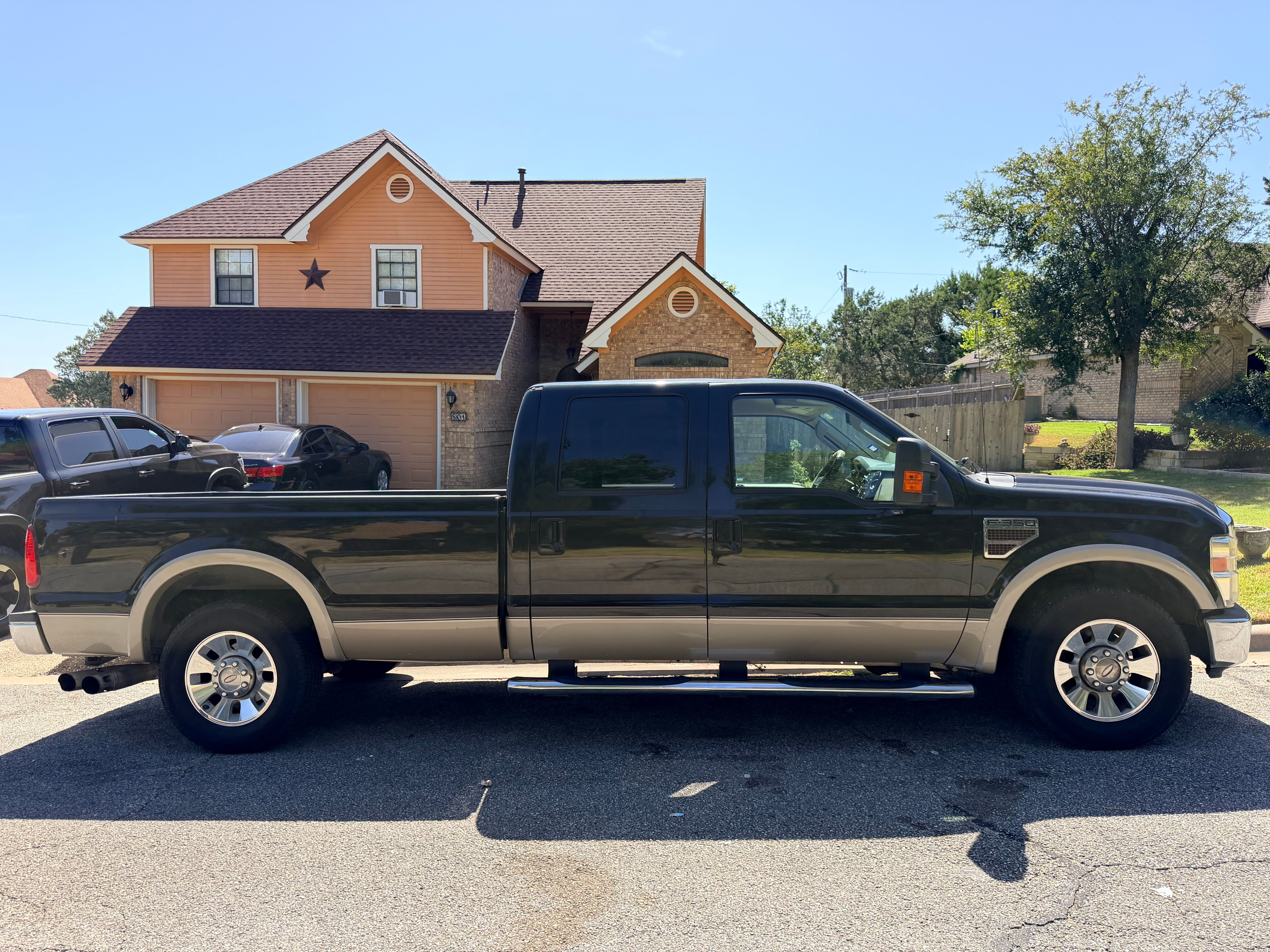 Used 2010 Ford F350 Lariat RWD image 6
