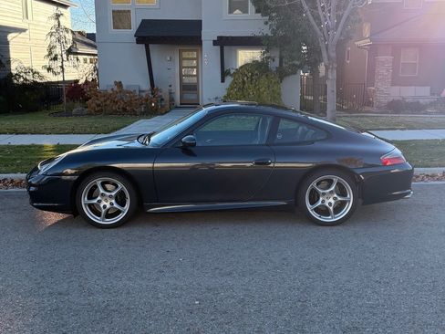 Used 2004 Porsche 911 GT3 RS image 2