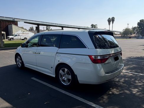 Used 2012 Honda Odyssey Touring Elite image 6