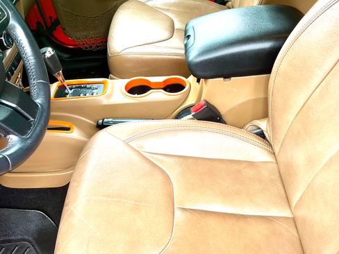 Used 2015 Jeep Wrangler Unlimited Sahara w/ Trailer Tow Group image 13