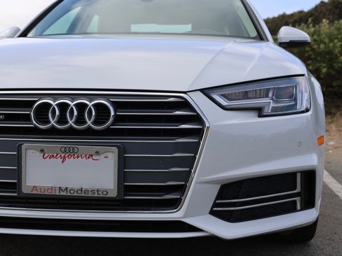 Used 2017 Audi A4 2.0T Premium Plus w/ Premium Plus Package AWD/4WD image 29
