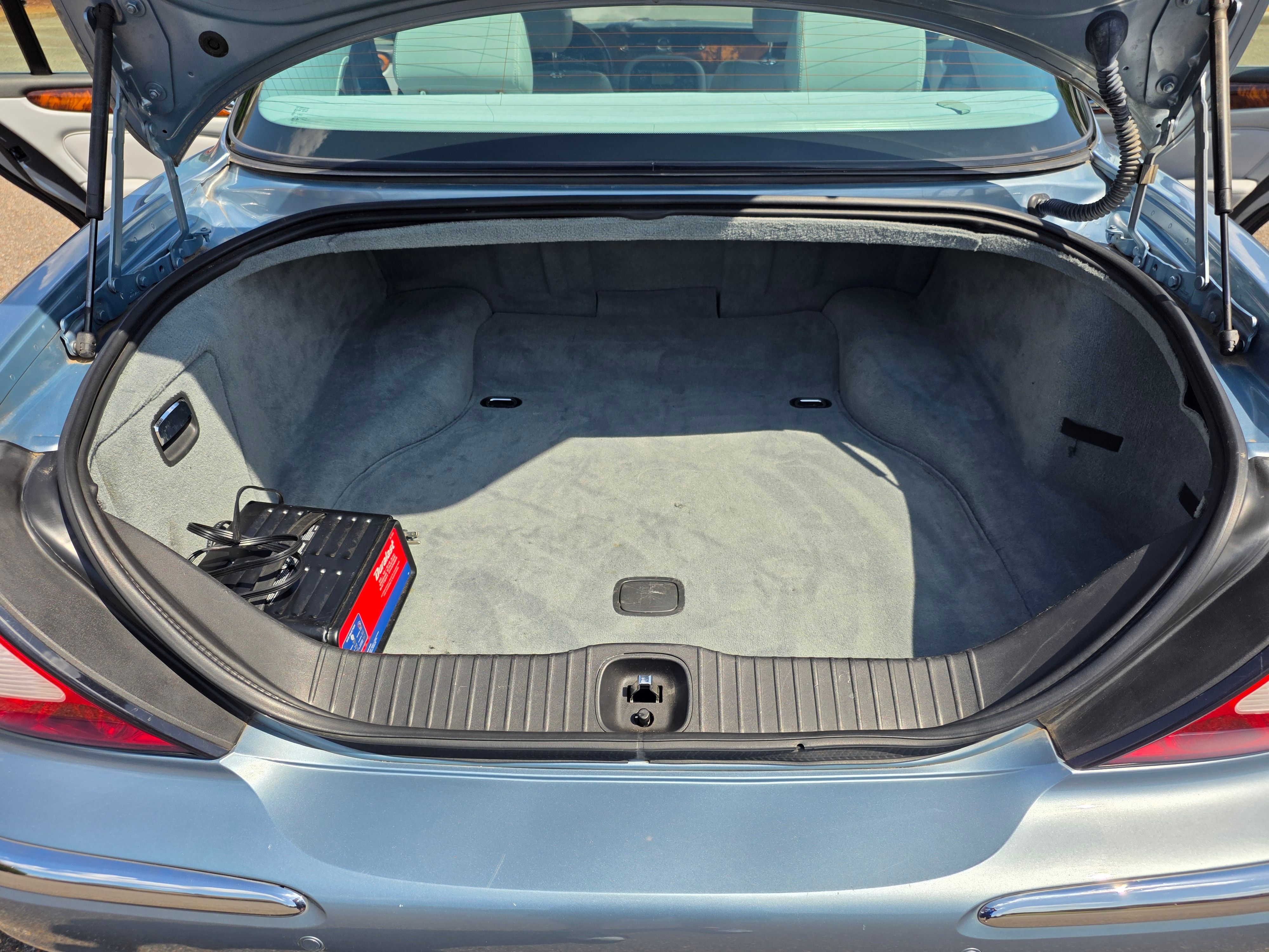 Used 2005 Jaguar XJ8 RWD image 18