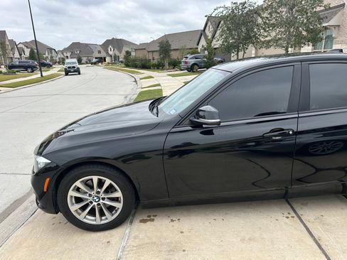 Used 2017 BMW 320i Sedan image 5