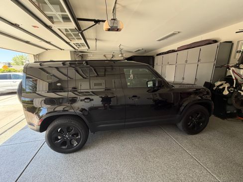 Used 2020 Land Rover Defender 110 S AWD/4WD image 4
