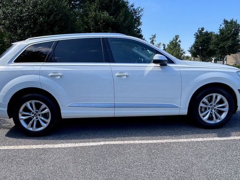Used 2019 Audi Q7 3.0T Premium Plus w/ Premium Plus Package AWD/4WD image 5