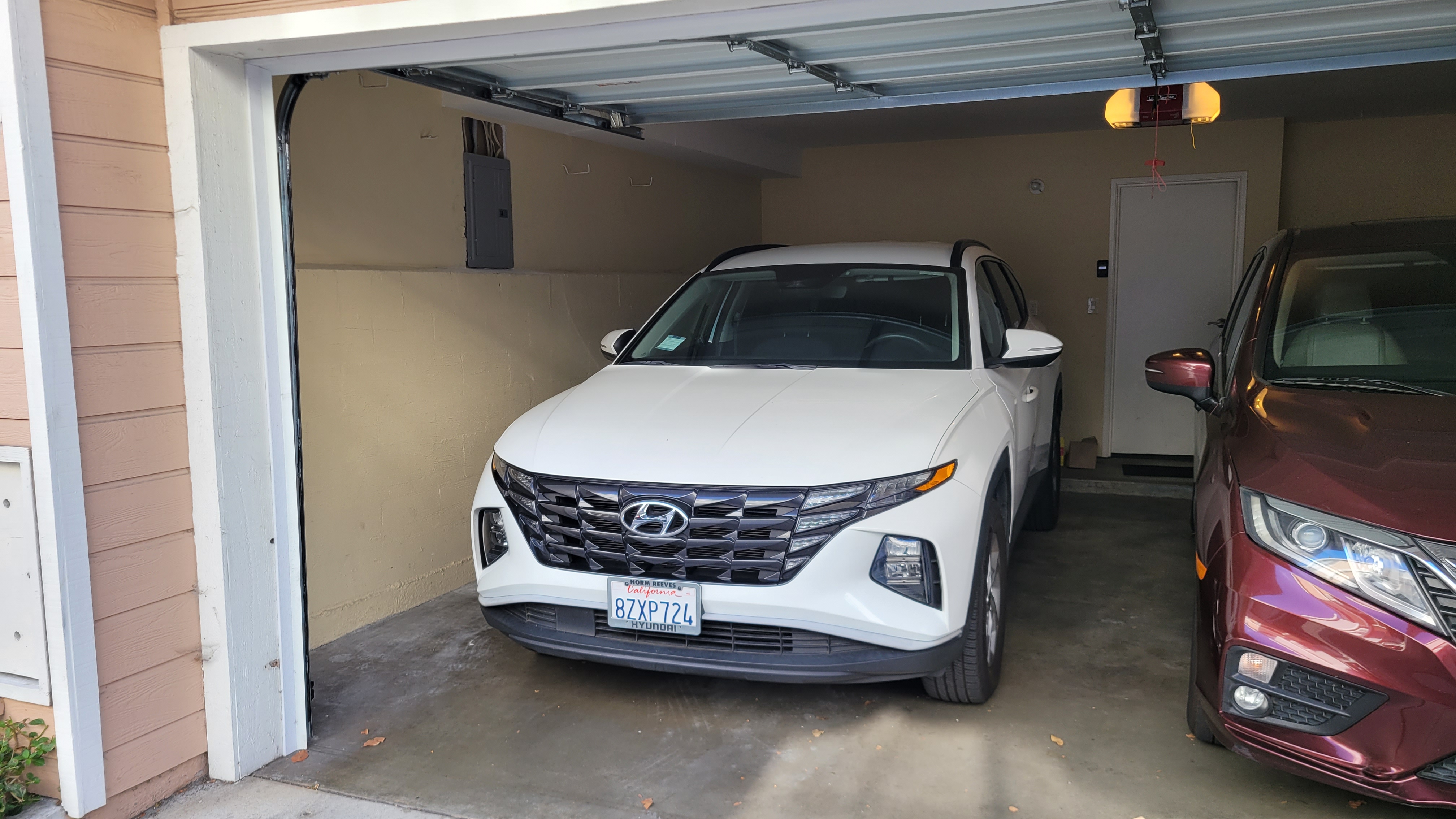 Used 2022 Hyundai Tucson SEL w/ Cargo Package AWD/4WD image 1