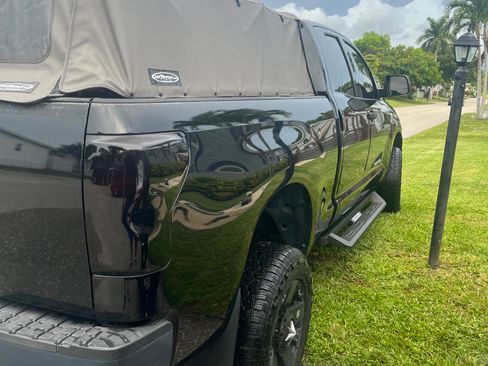 Used 2010 Toyota Tundra 2WD Double Cab image 5