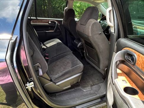 Used 2012 Buick Enclave Convenience image 2