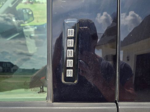 Used 2018 Ford F150 XLT RWD image 11